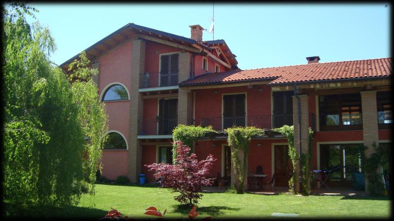 Bed & Breakfast Milu Cuneo Bagian luar foto